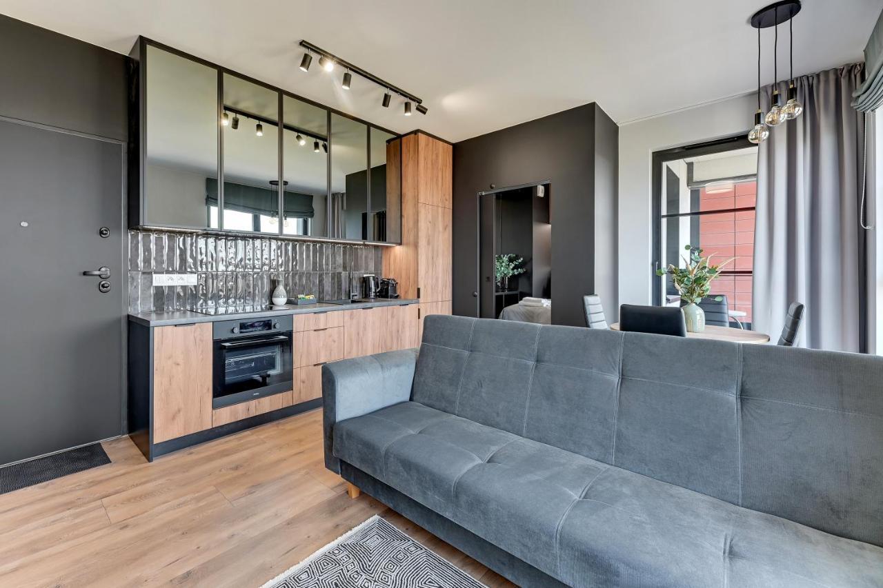 Doki Living & Foodhall By Downtown Apartments Gdańsk Eksteriør billede