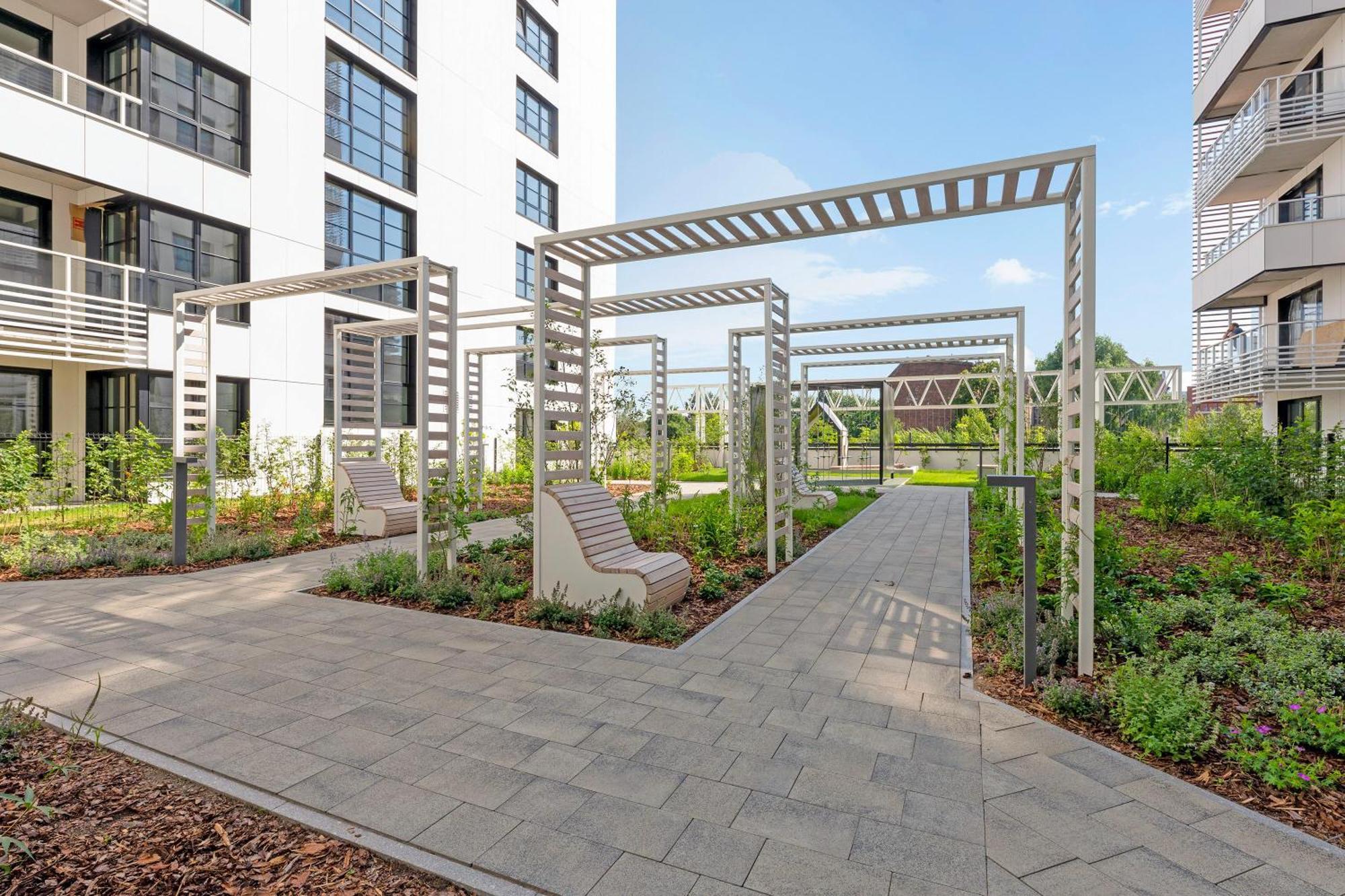 Doki Living & Foodhall By Downtown Apartments Gdańsk Eksteriør billede