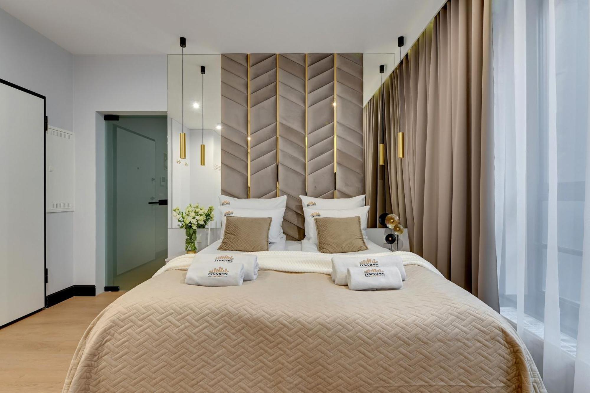 Doki Living & Foodhall By Downtown Apartments Gdańsk Eksteriør billede